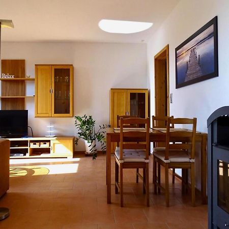 Farmstay Neuendorfkrug, Luetow Lutow Экстерьер фото